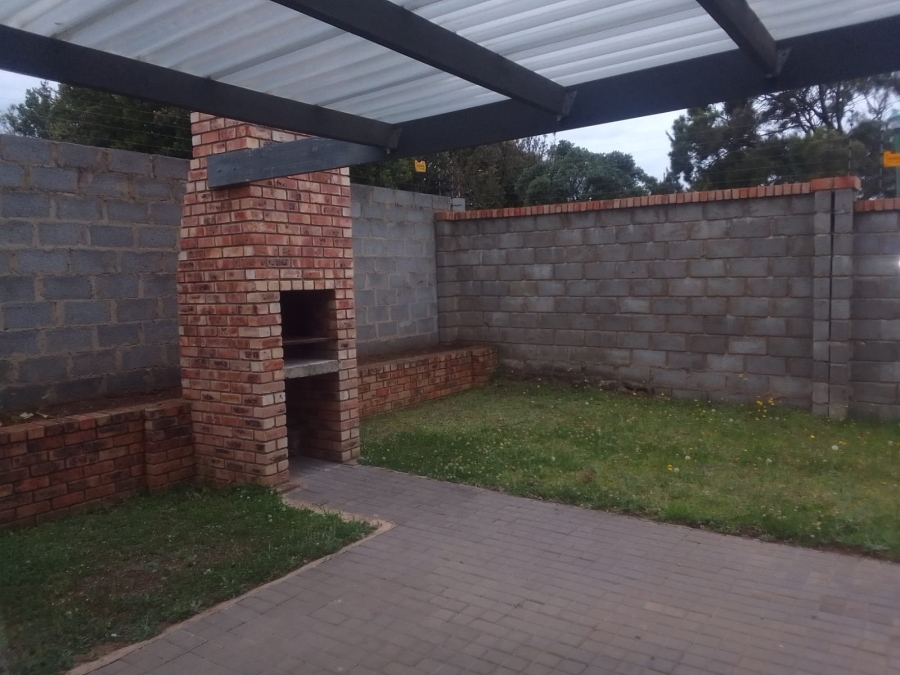 To Let 3 Bedroom Property for Rent in Gonubie Eastern Cape